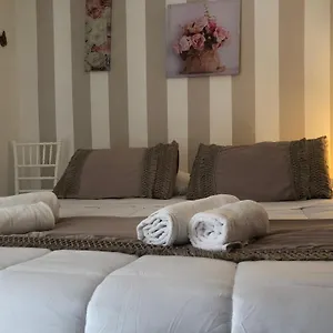  Casa vacanze Nicaredda Home Italia