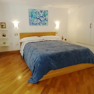  Appartamento Mezzocannone House Italia